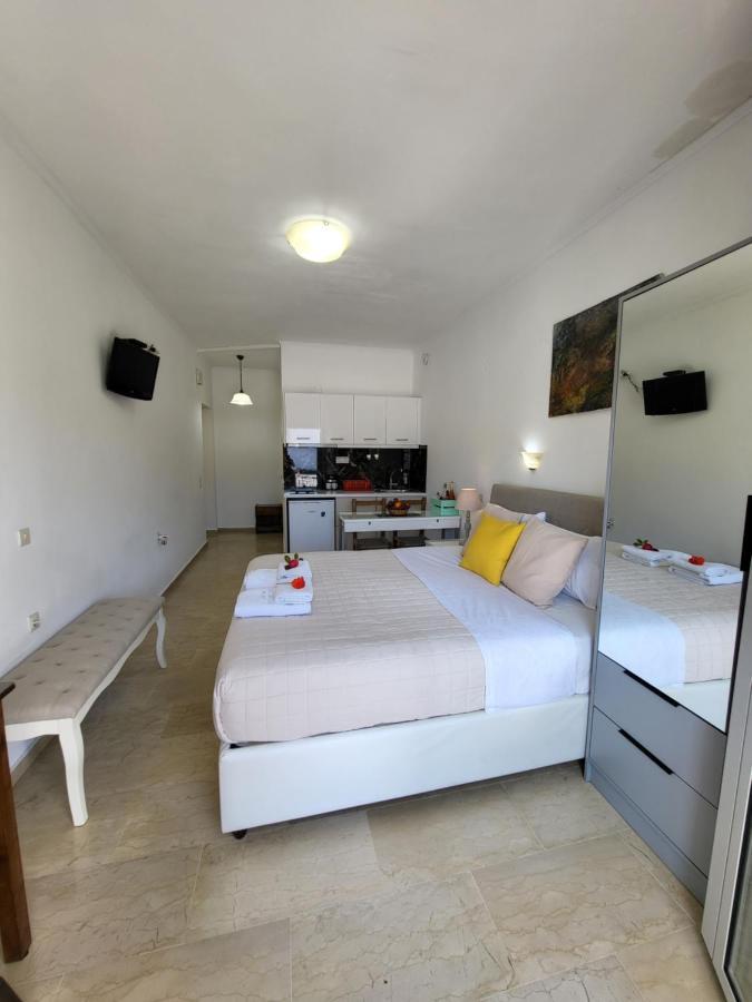 Angela Kassiopi Apartament Studio Eksteriør bilde